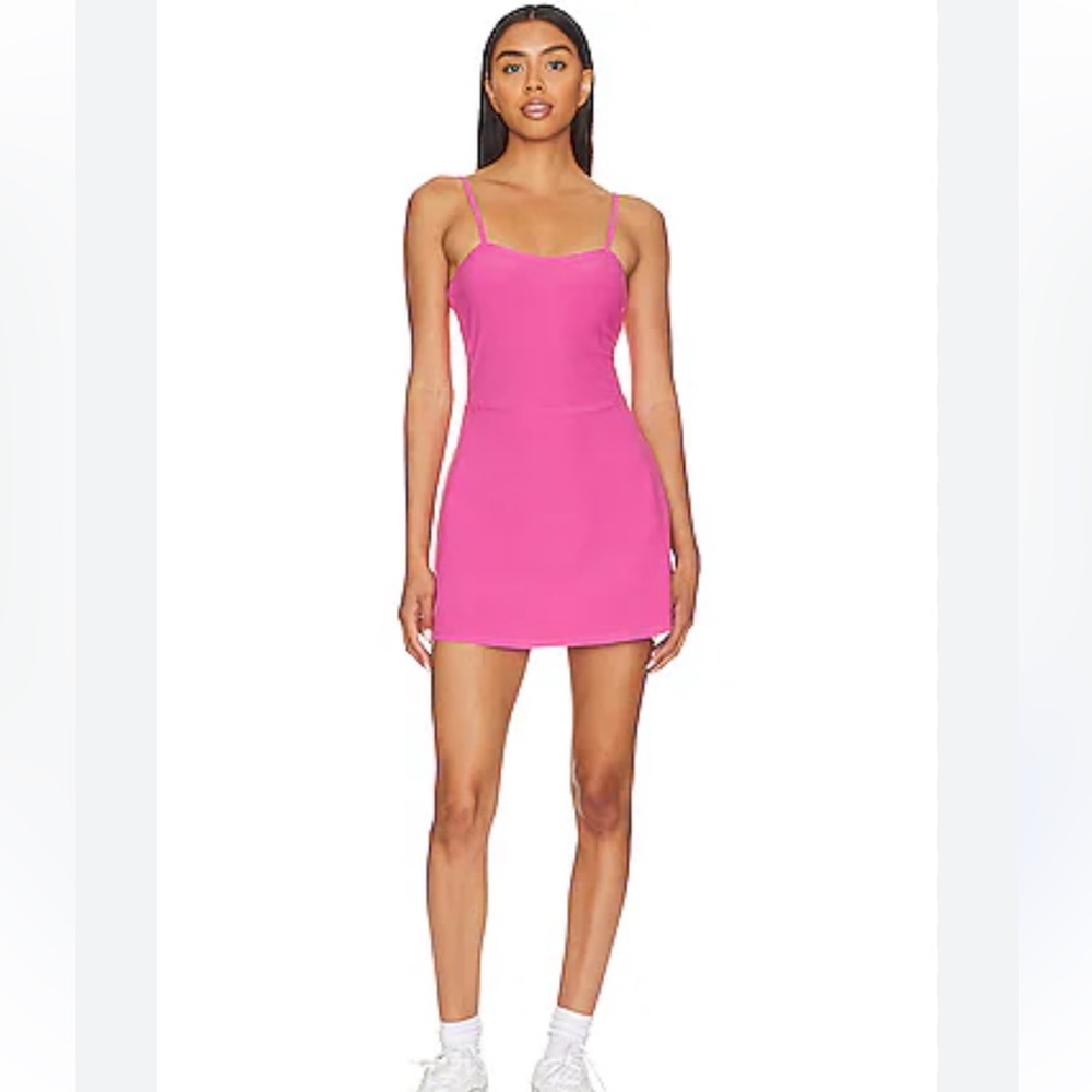 ALO
Alosoft Courtside Tennis Dress in Paradise Pink